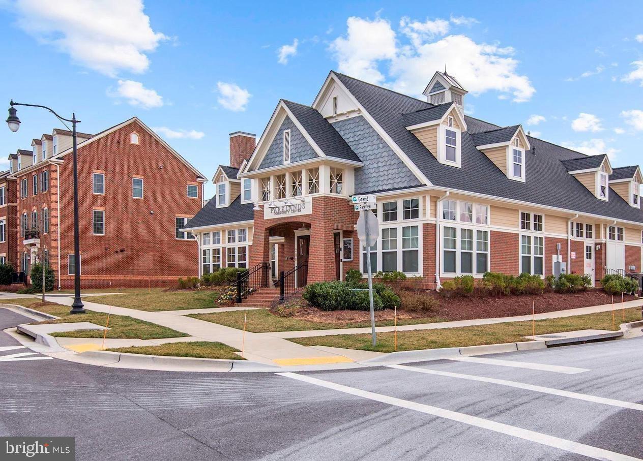 WATKINS MILL TOWN CENTER - Residential