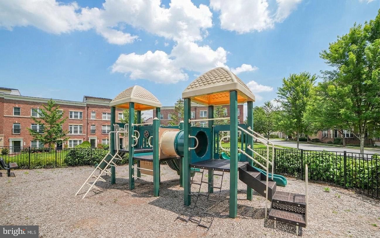 WATKINS MILL TOWN CENTER - Residential