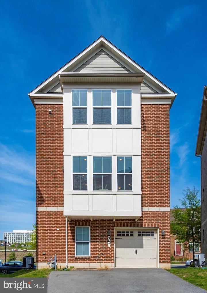WATKINS MILL TOWN CENTER - Residential