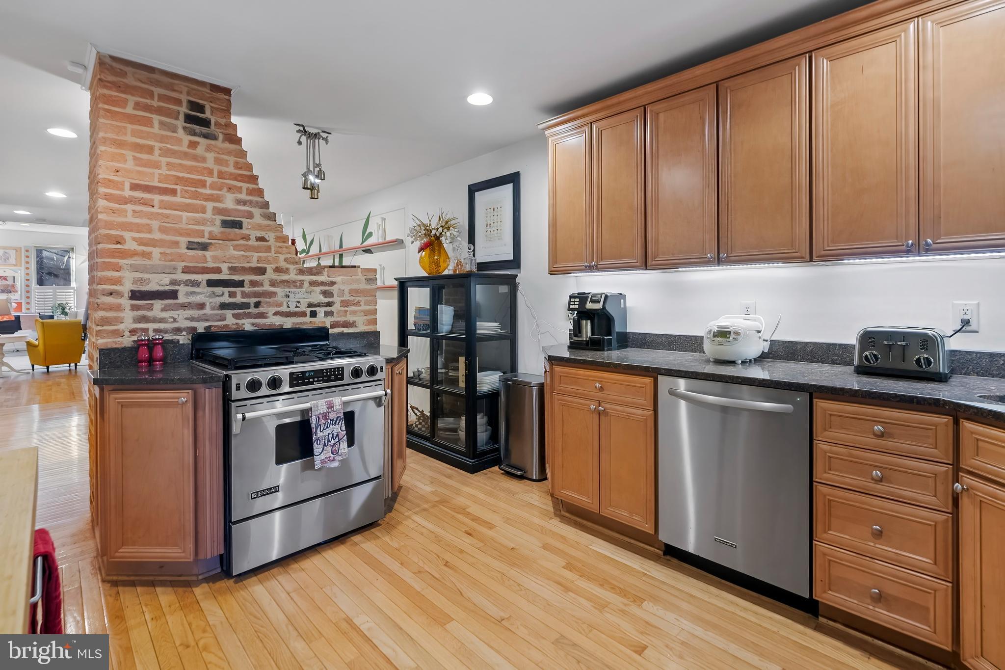 BUTCHERS HILL - Residential