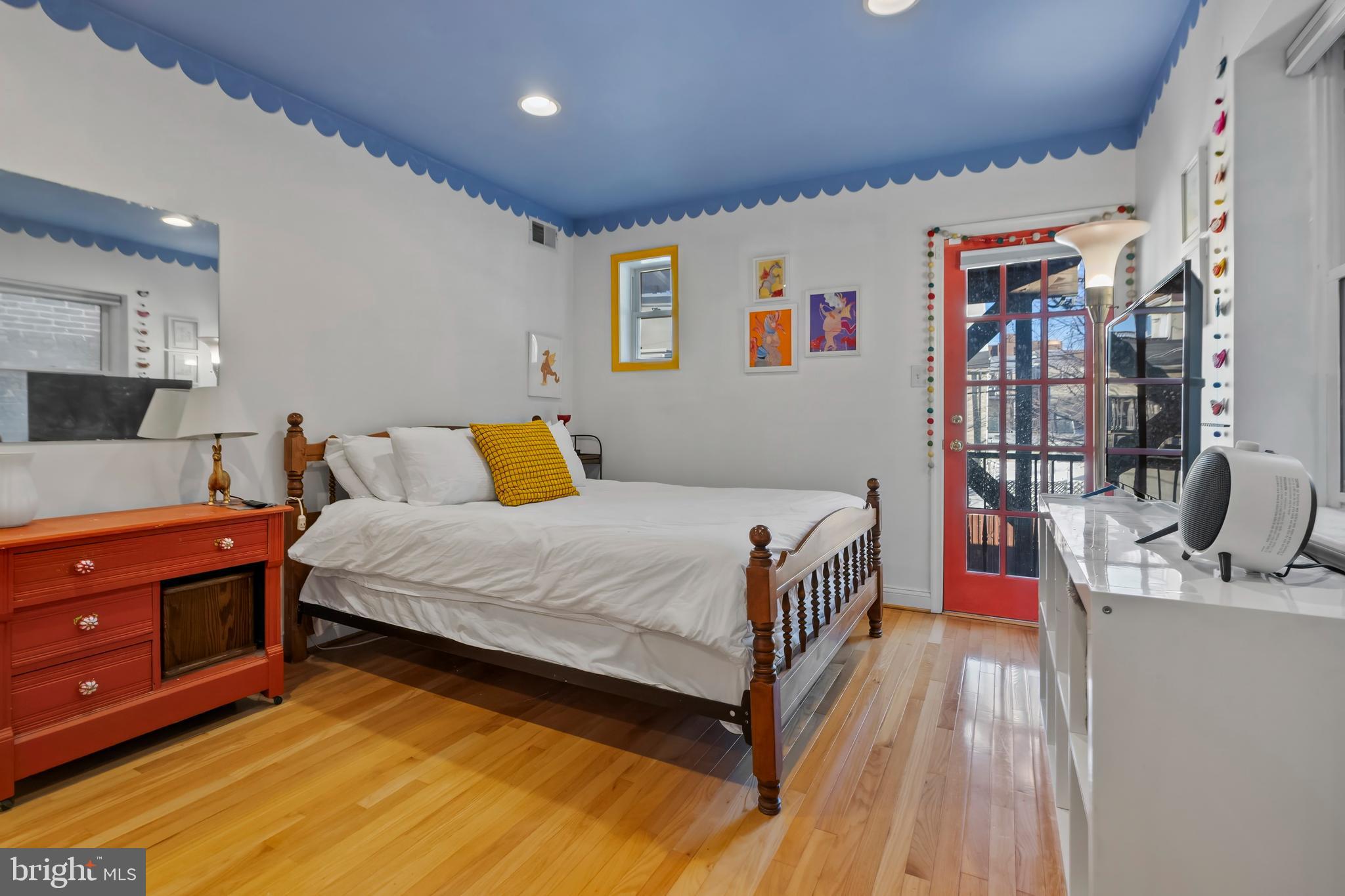 BUTCHERS HILL - Residential