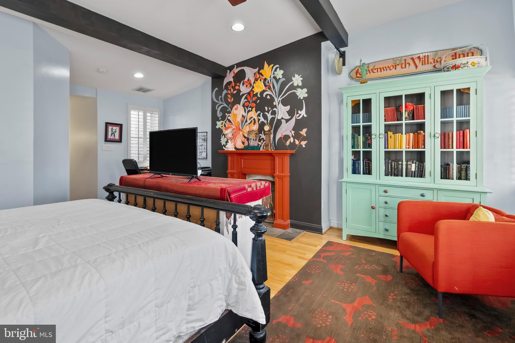 BUTCHERS HILL - Residential