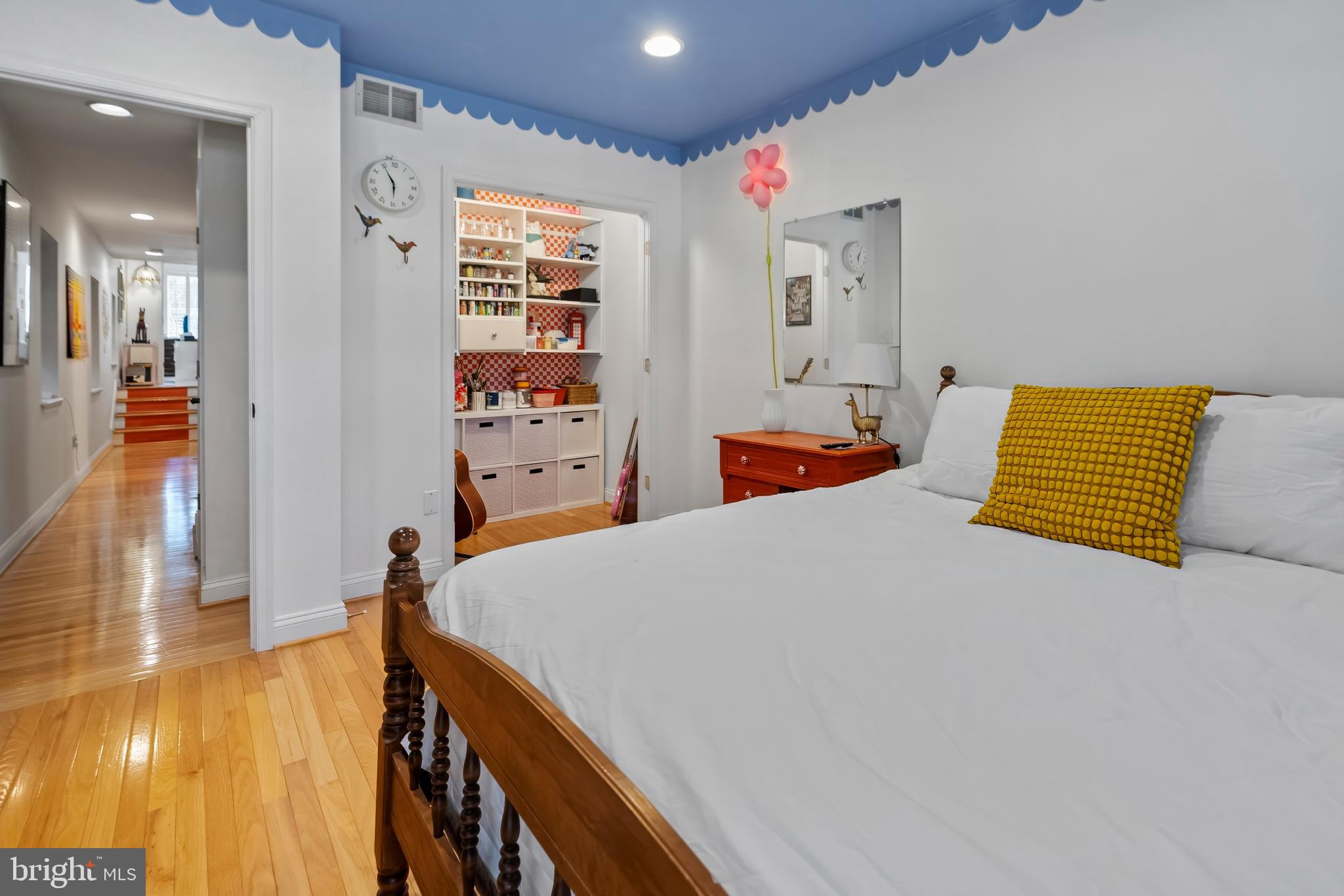 BUTCHERS HILL - Residential