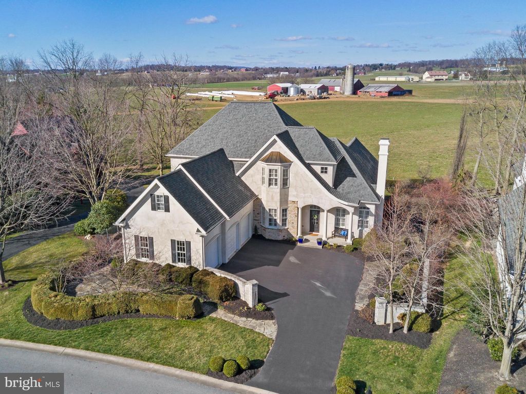 Photo of 732 GOOSE NECK DR, LITITZ, PA 17543 (MLS # PALA2031238)