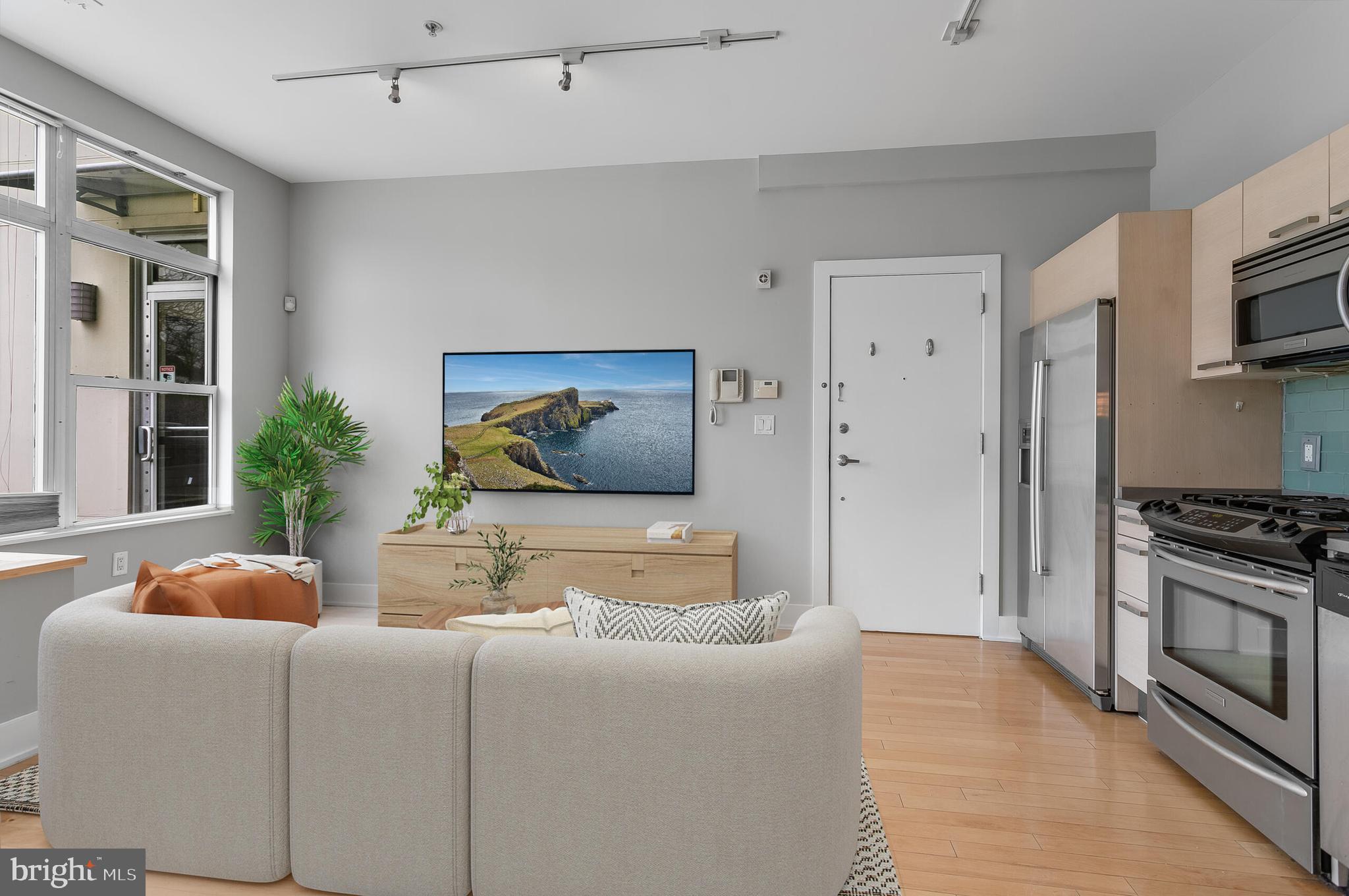 1616 11TH STREET NW 102