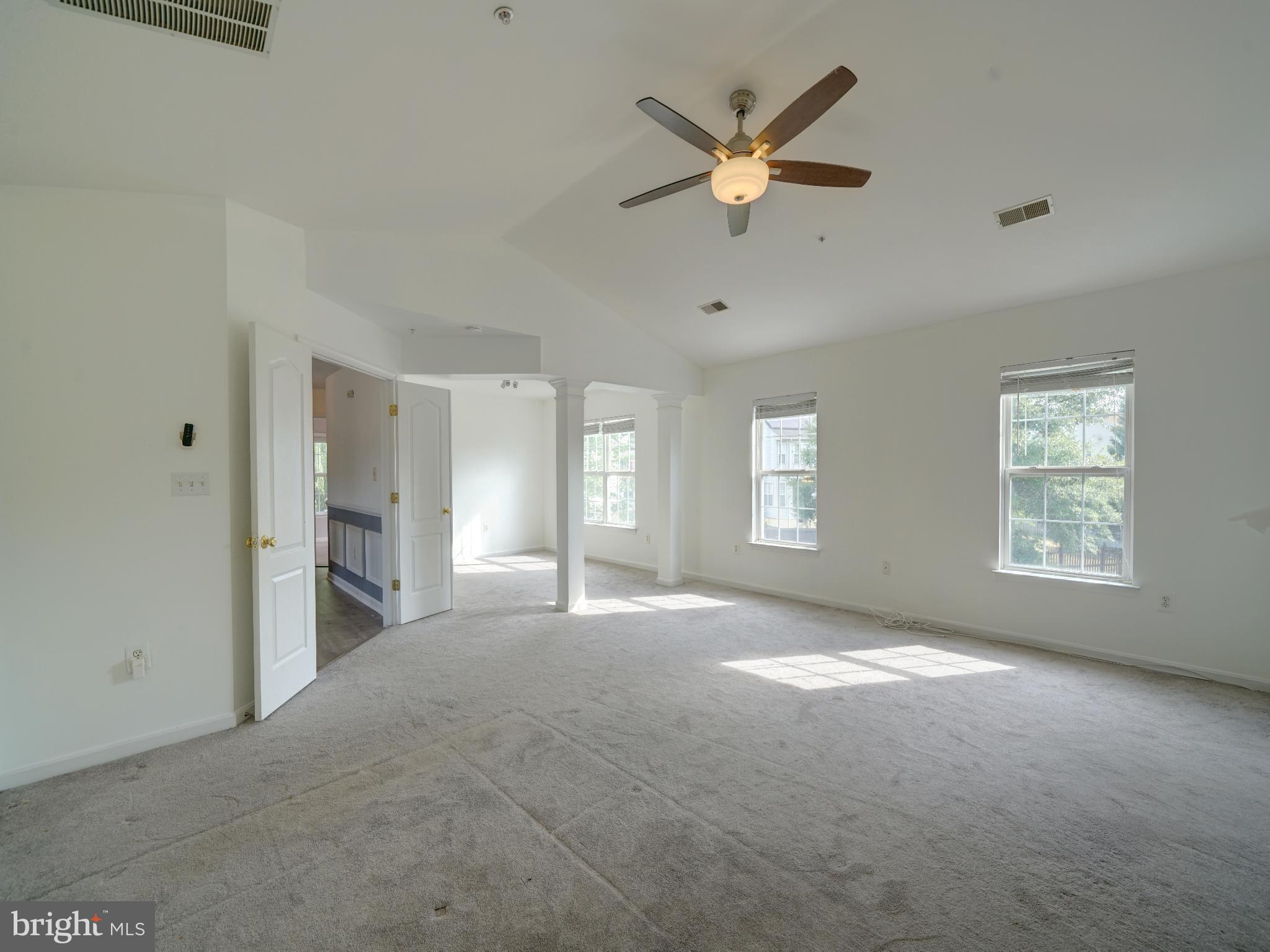 LAKEVIEW - Residential