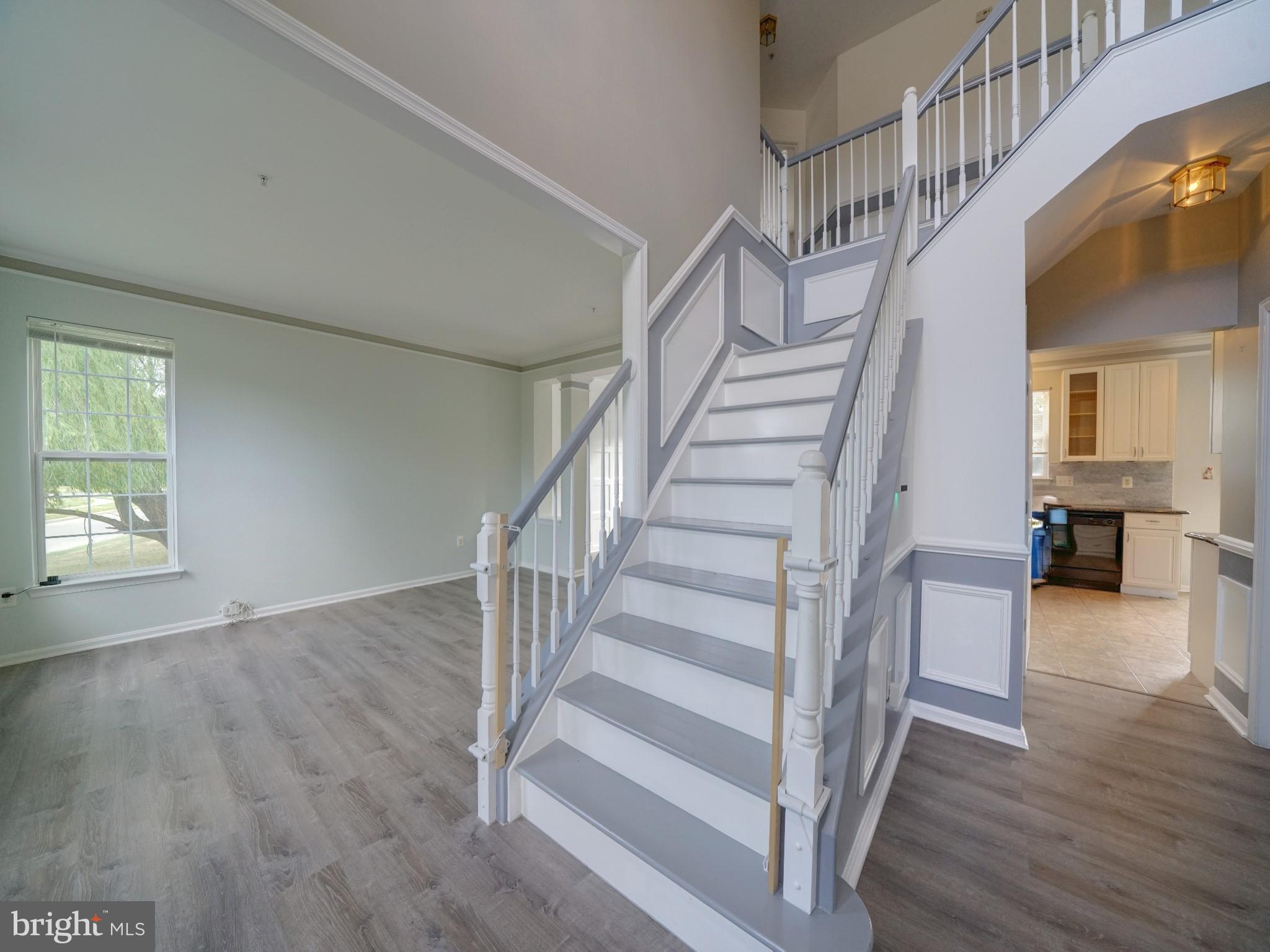 LAKEVIEW - Residential