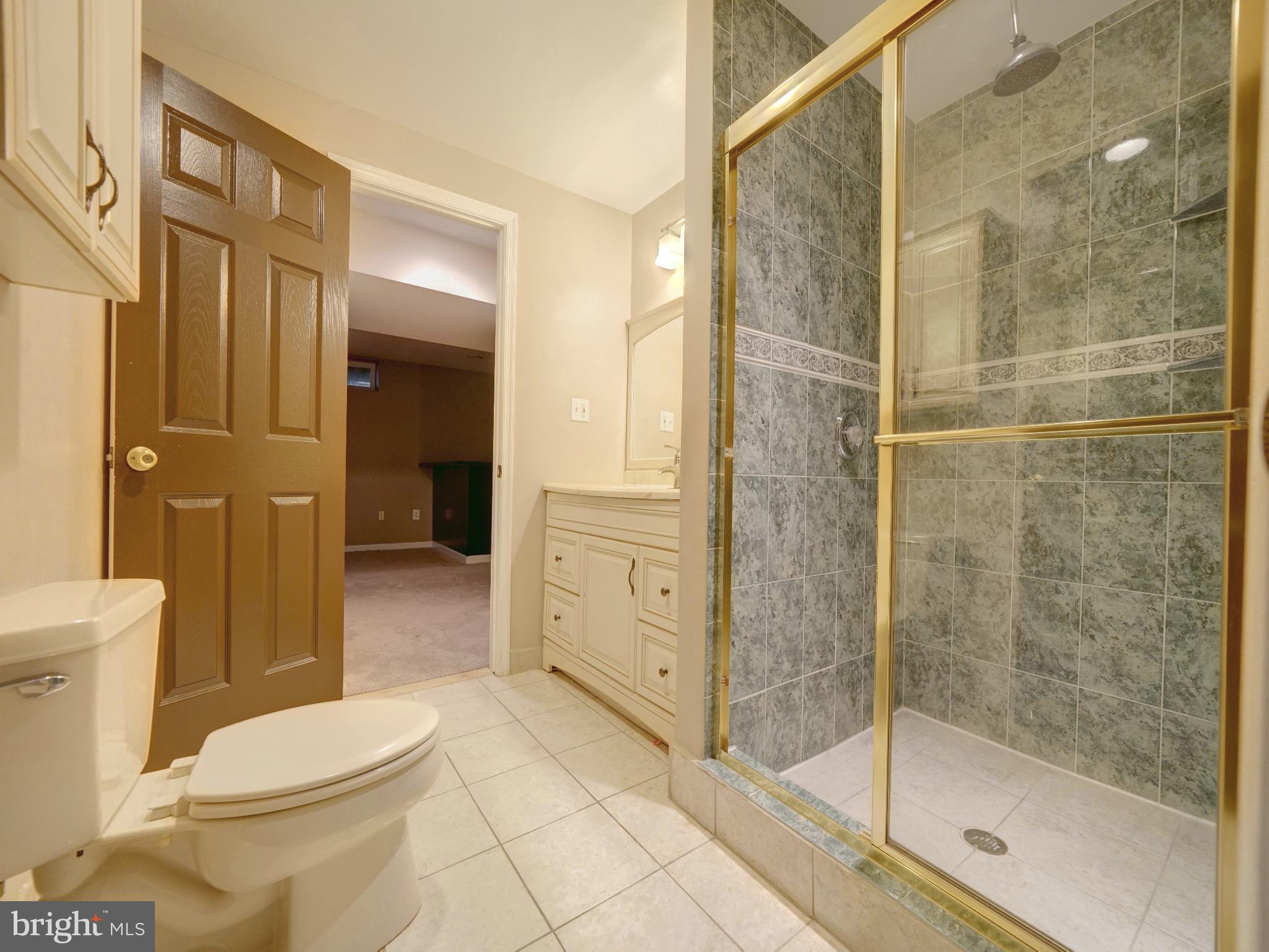 LAKEVIEW - Residential