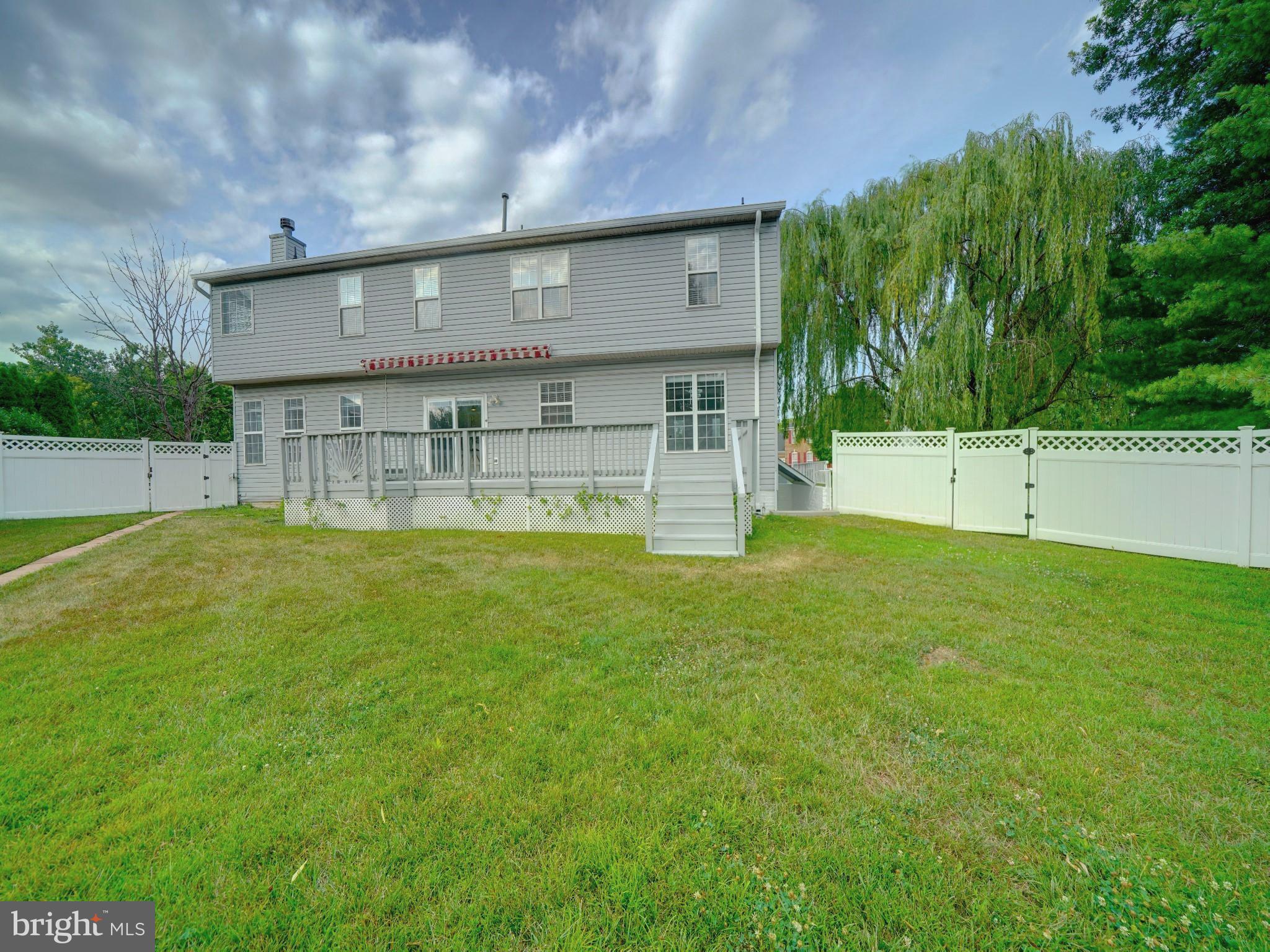 LAKEVIEW - Residential