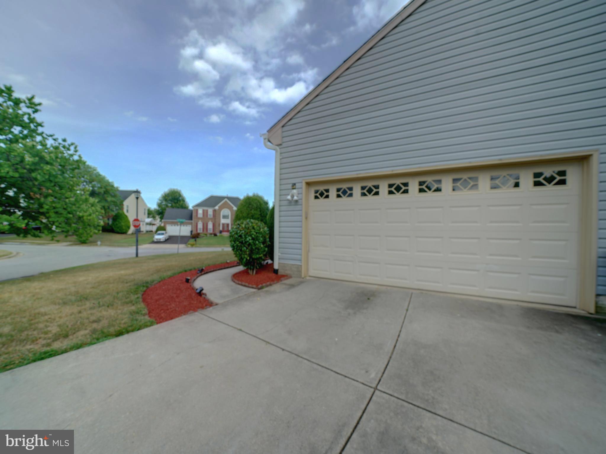 LAKEVIEW - Residential