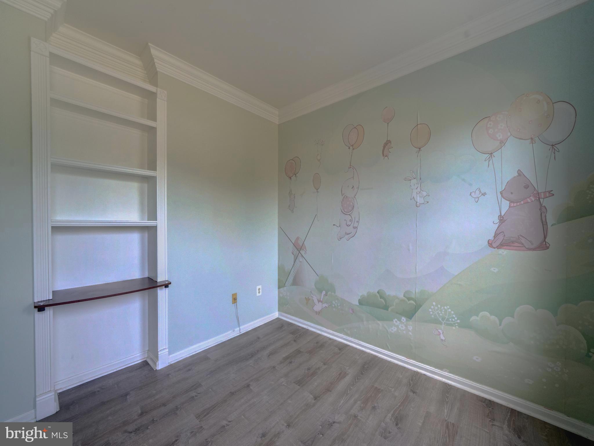 LAKEVIEW - Residential