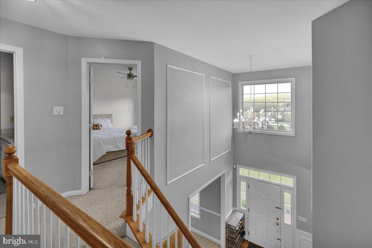 EST @ CEDAR HOLLOW - Residential