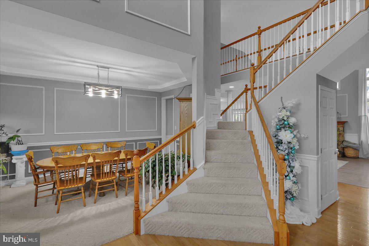 EST @ CEDAR HOLLOW - Residential