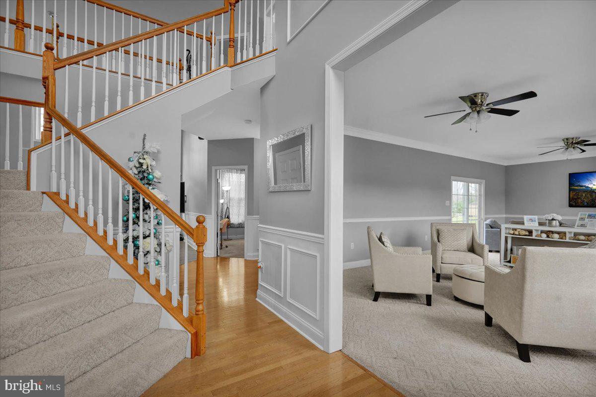 EST @ CEDAR HOLLOW - Residential