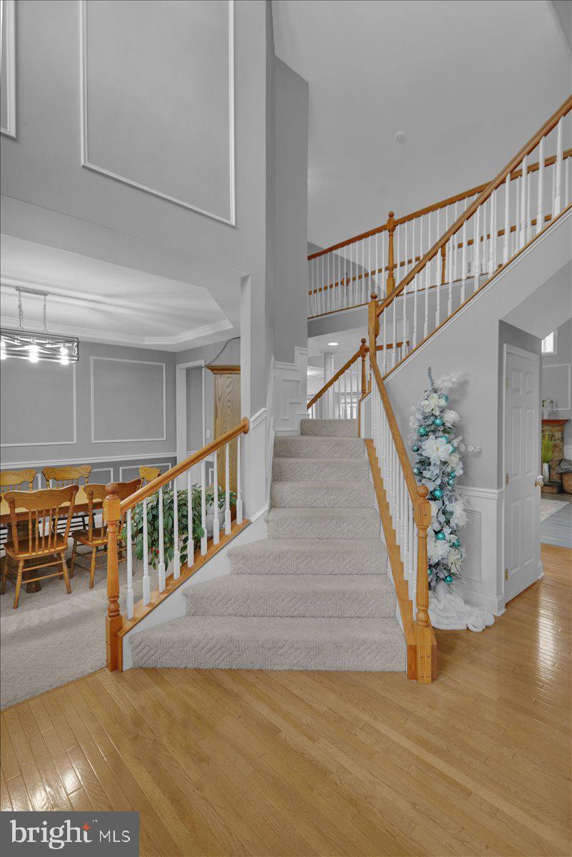 EST @ CEDAR HOLLOW - Residential