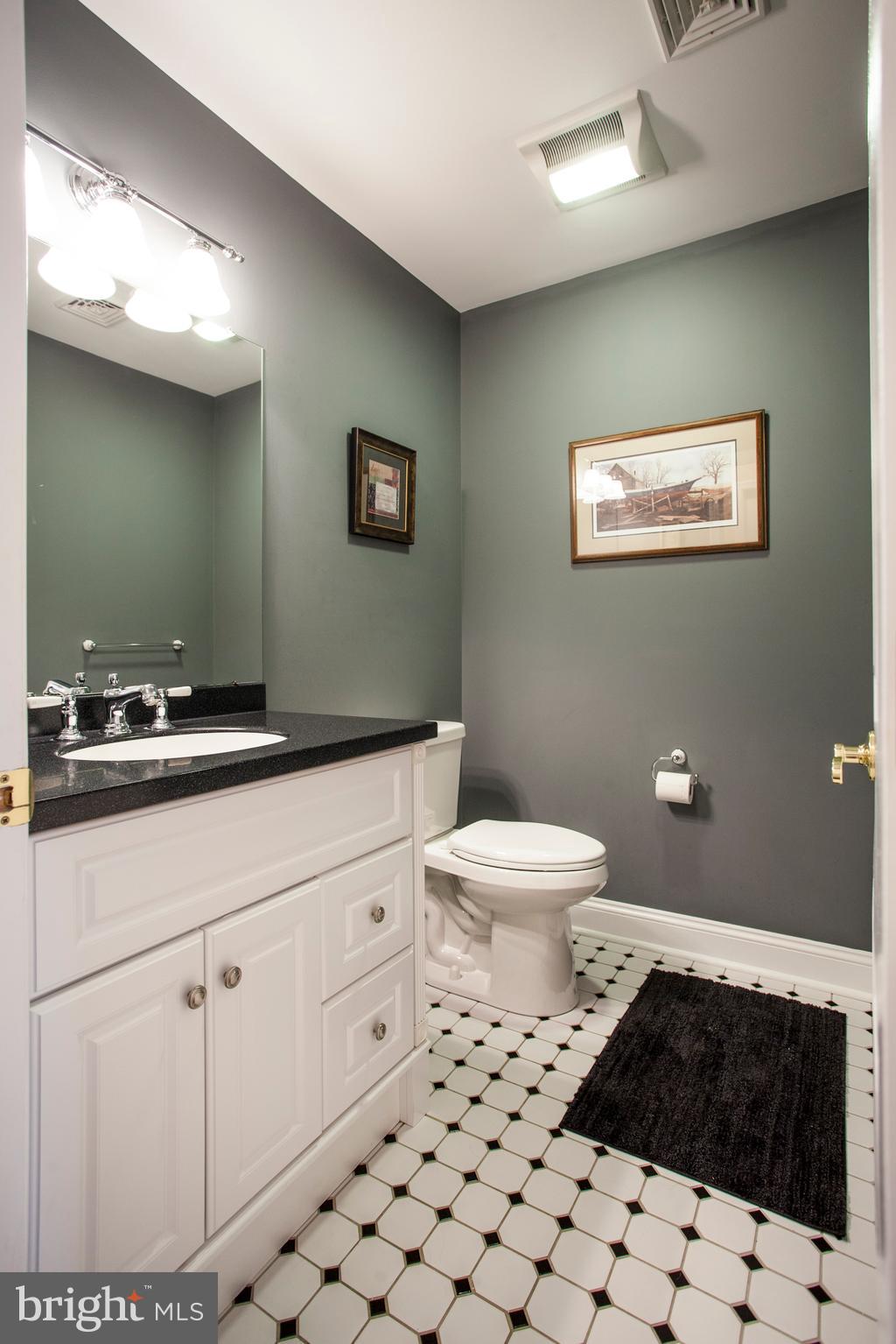 HAMILTON PLACE - Residential