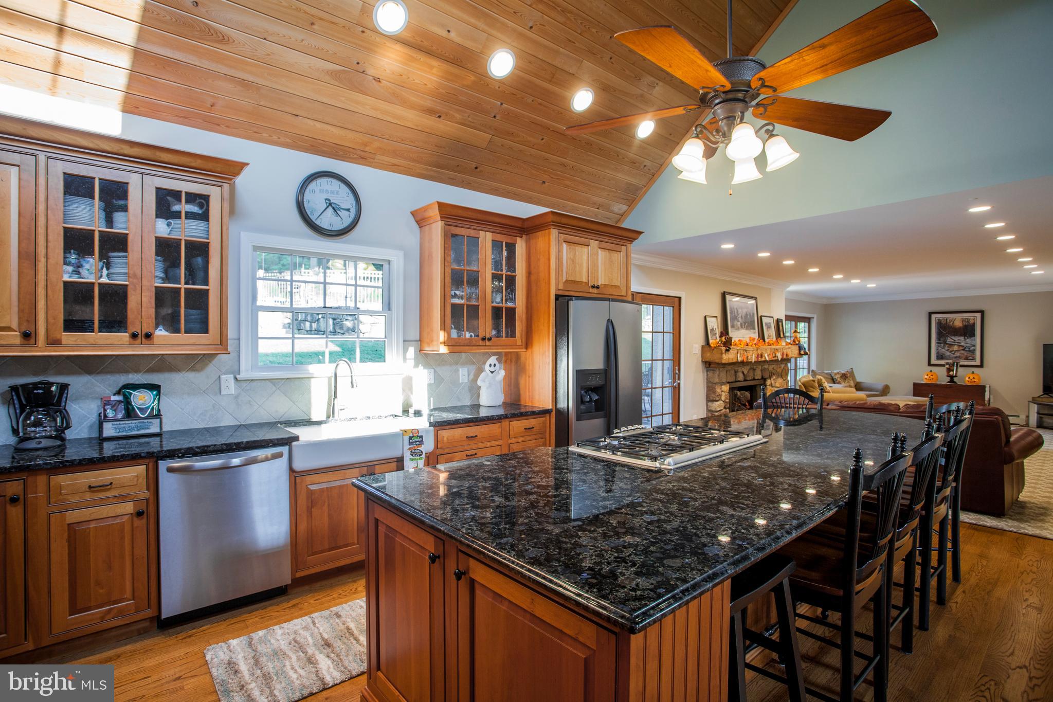 HAMILTON PLACE - Residential