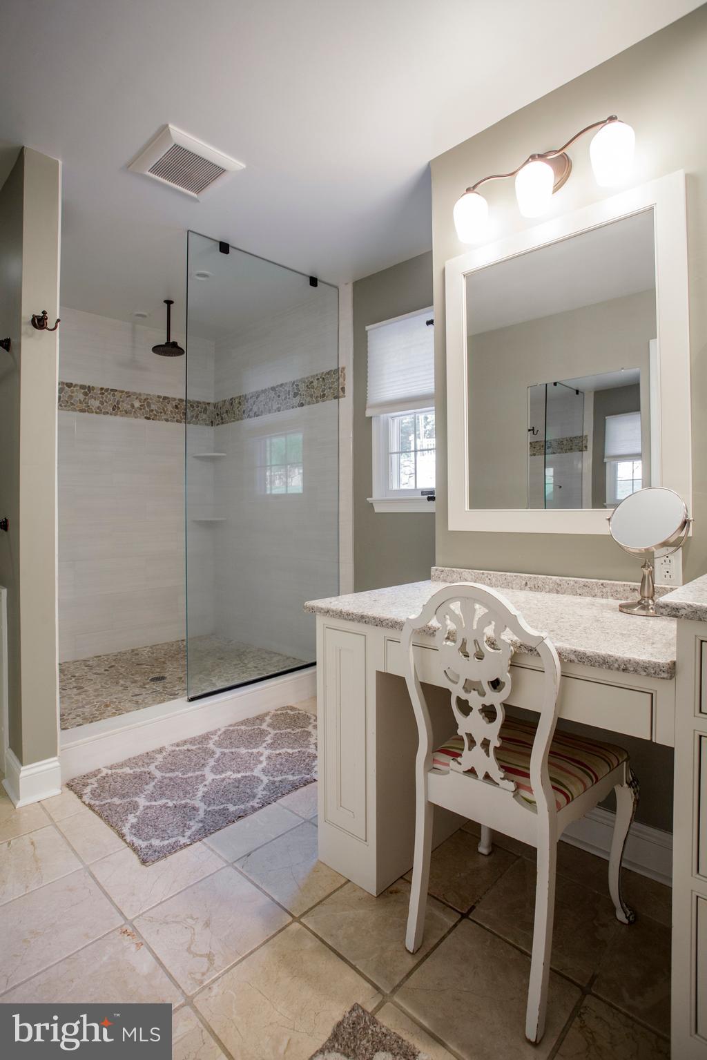 HAMILTON PLACE - Residential