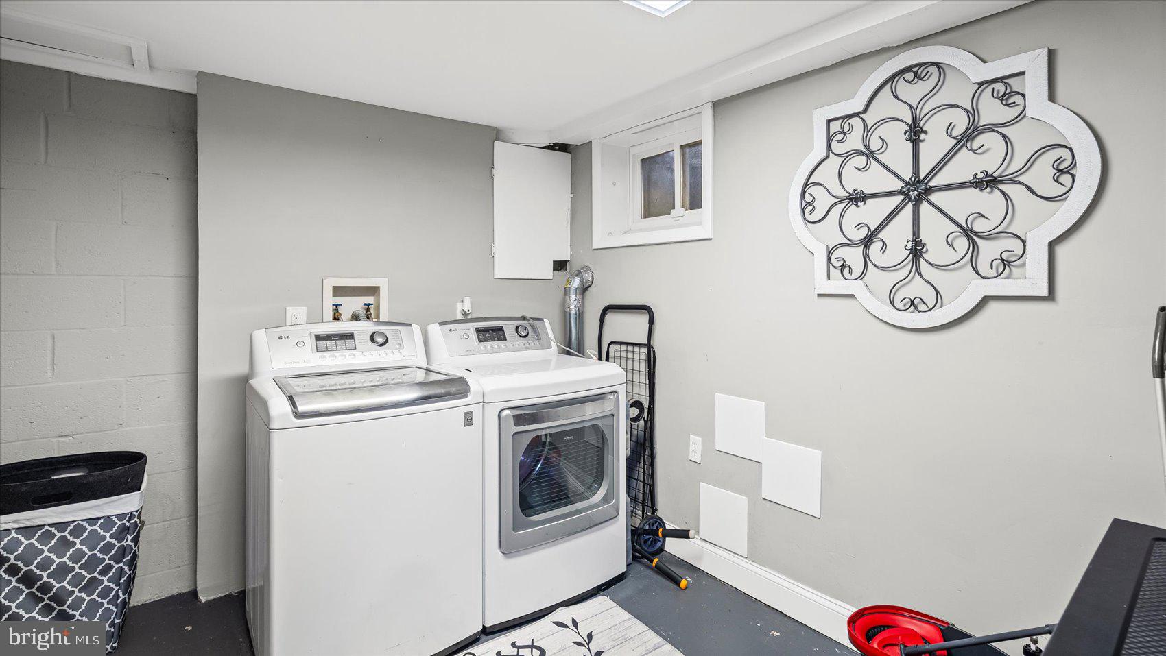 CHARTWELL - Residential