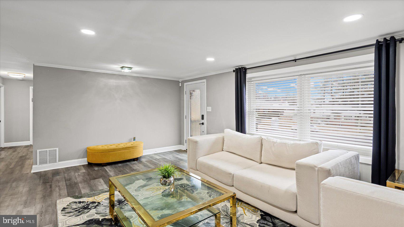 CHARTWELL - Residential