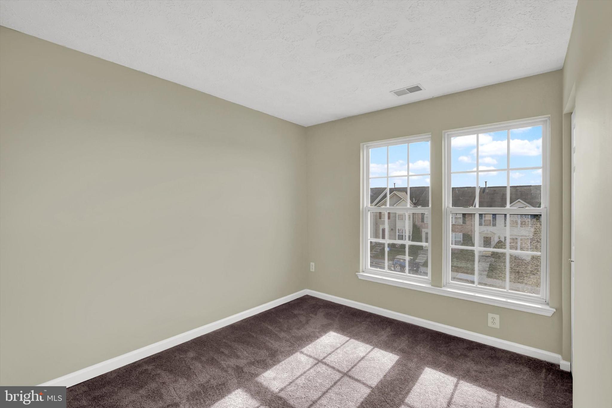 IRWINS CHOICE - Residential Lease