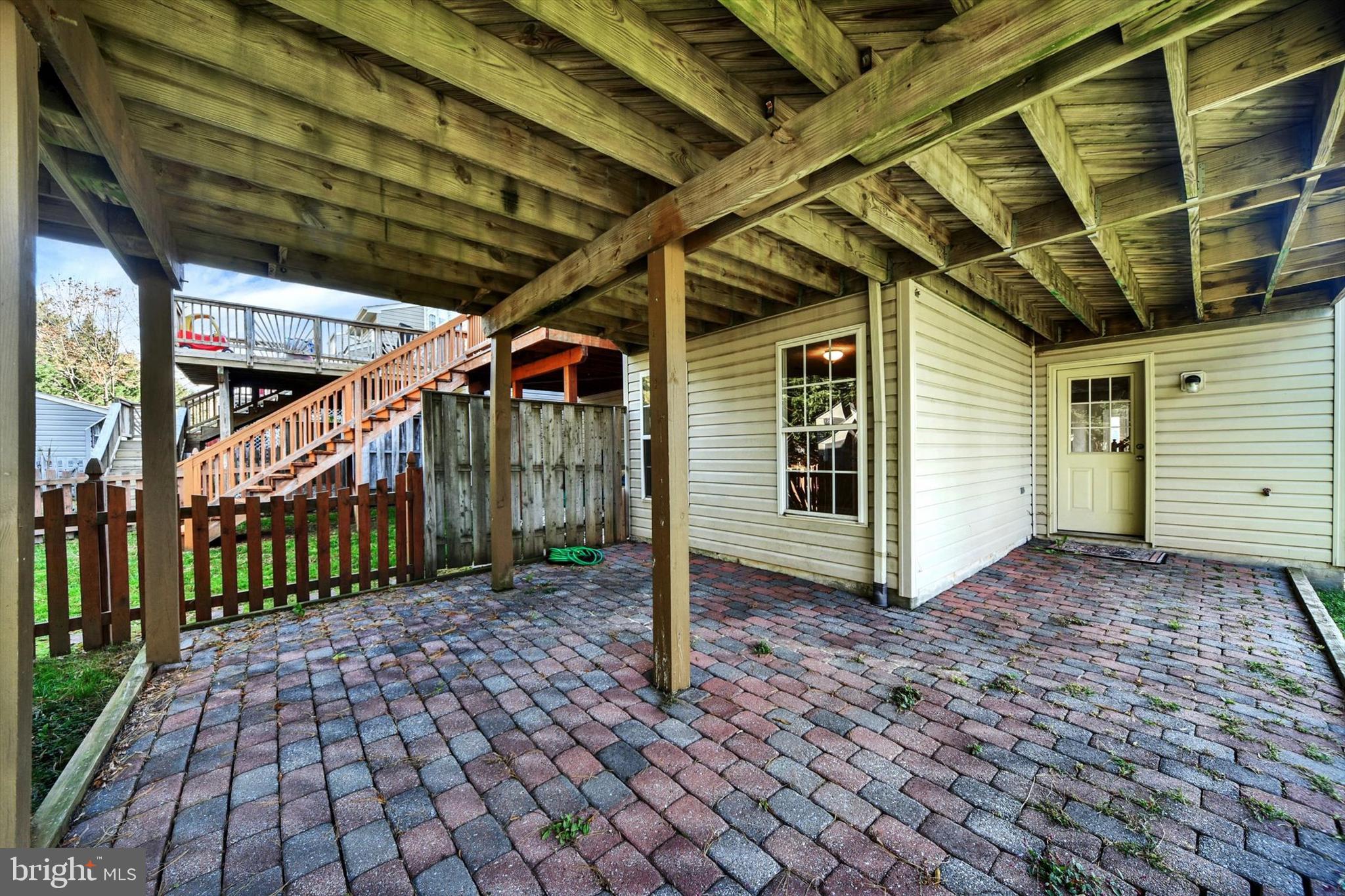 IRWINS CHOICE - Residential Lease