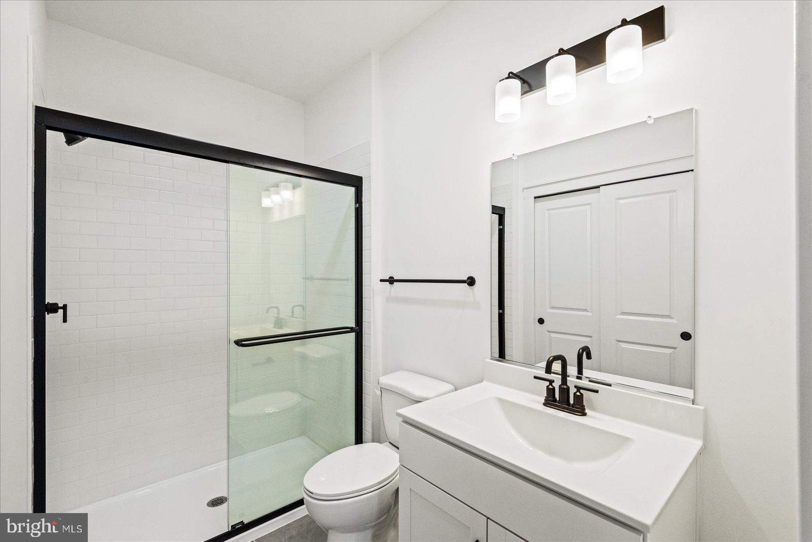 THE GROVE AT JACKSON VILLAGE - Residential Lease