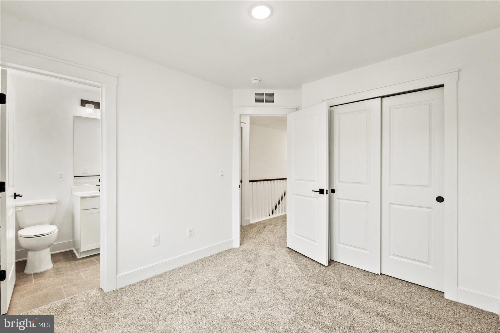 THE GROVE AT JACKSON VILLAGE - Residential Lease