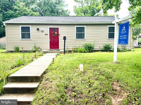Homes For Sale - 1903 Norwich Road<br/> GLEN BURNIE, MD 21061