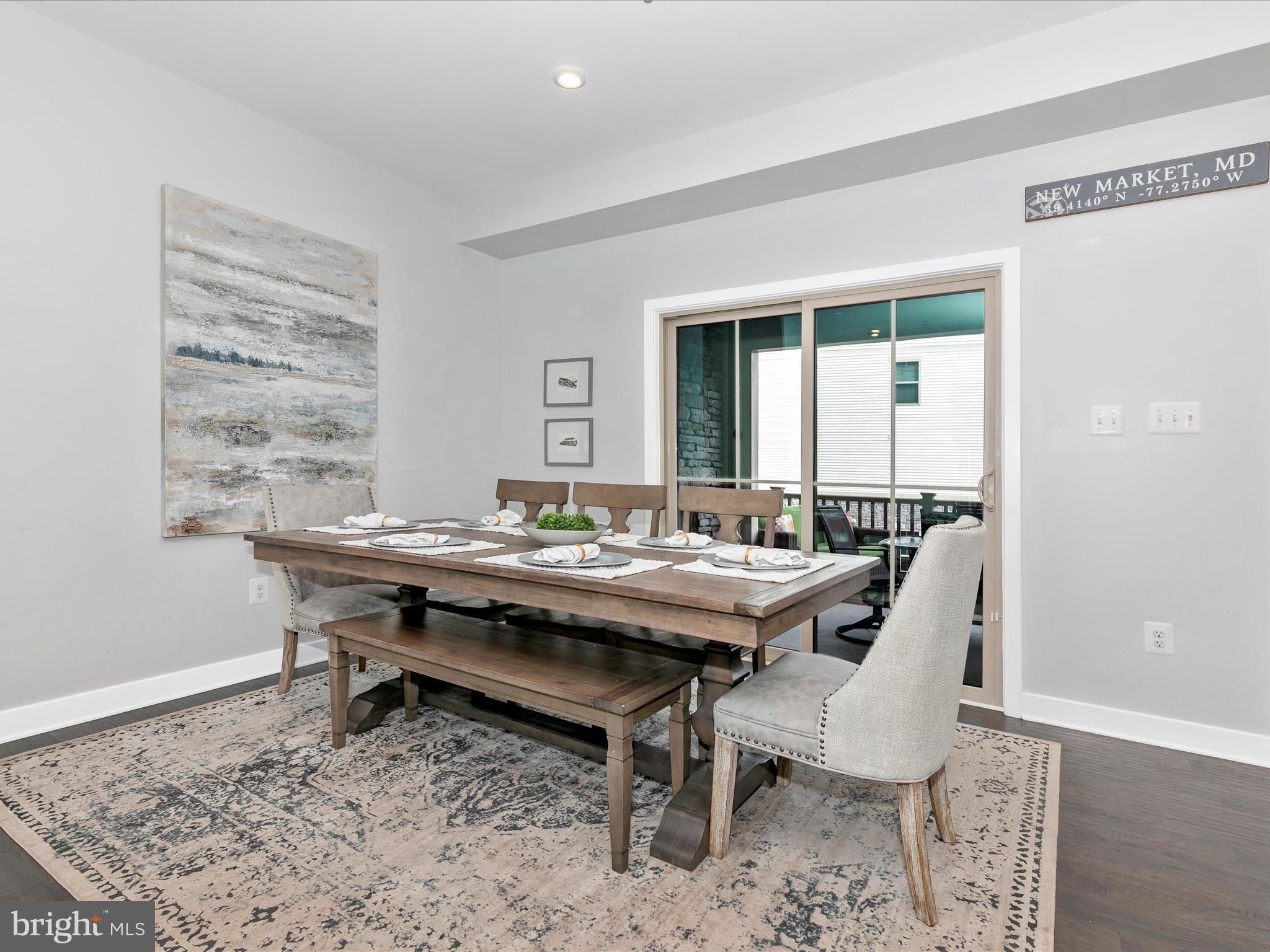 LAKE LINGANORE TOWN CENTER - Residential