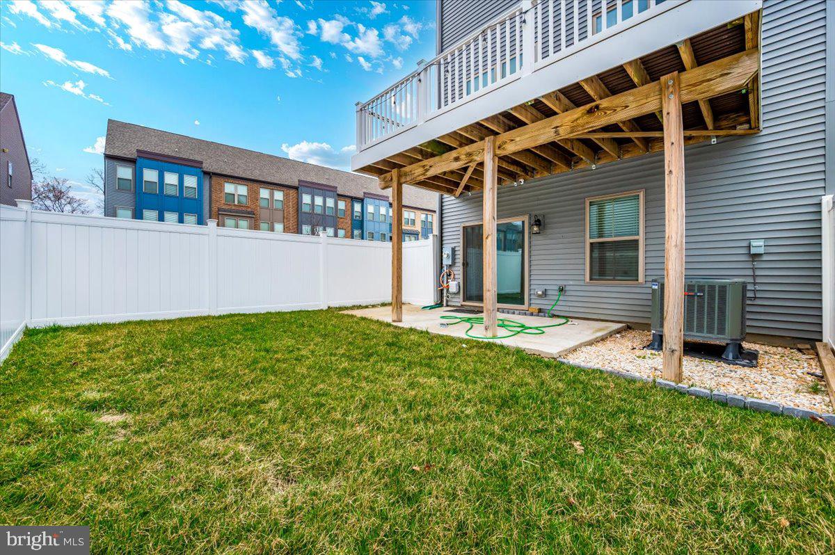 DOMINION TRAIL - Residential Lease