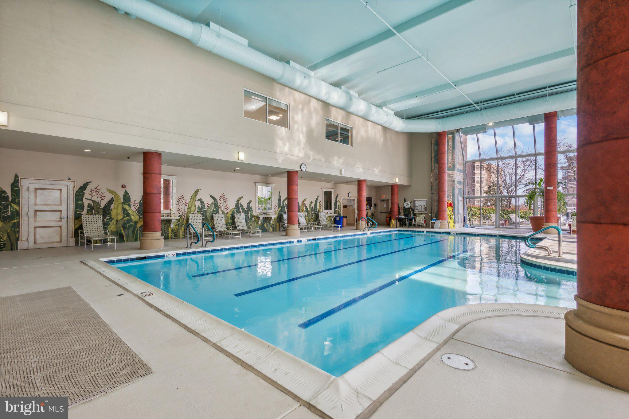 LANSDOWNE WOODS - Residential