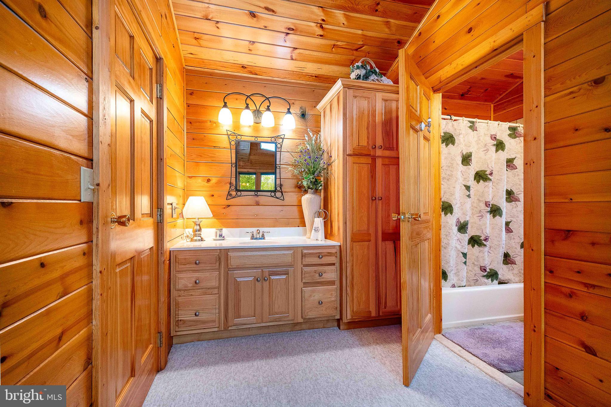 MEANDERINGS OF THE YOUGH - Residential