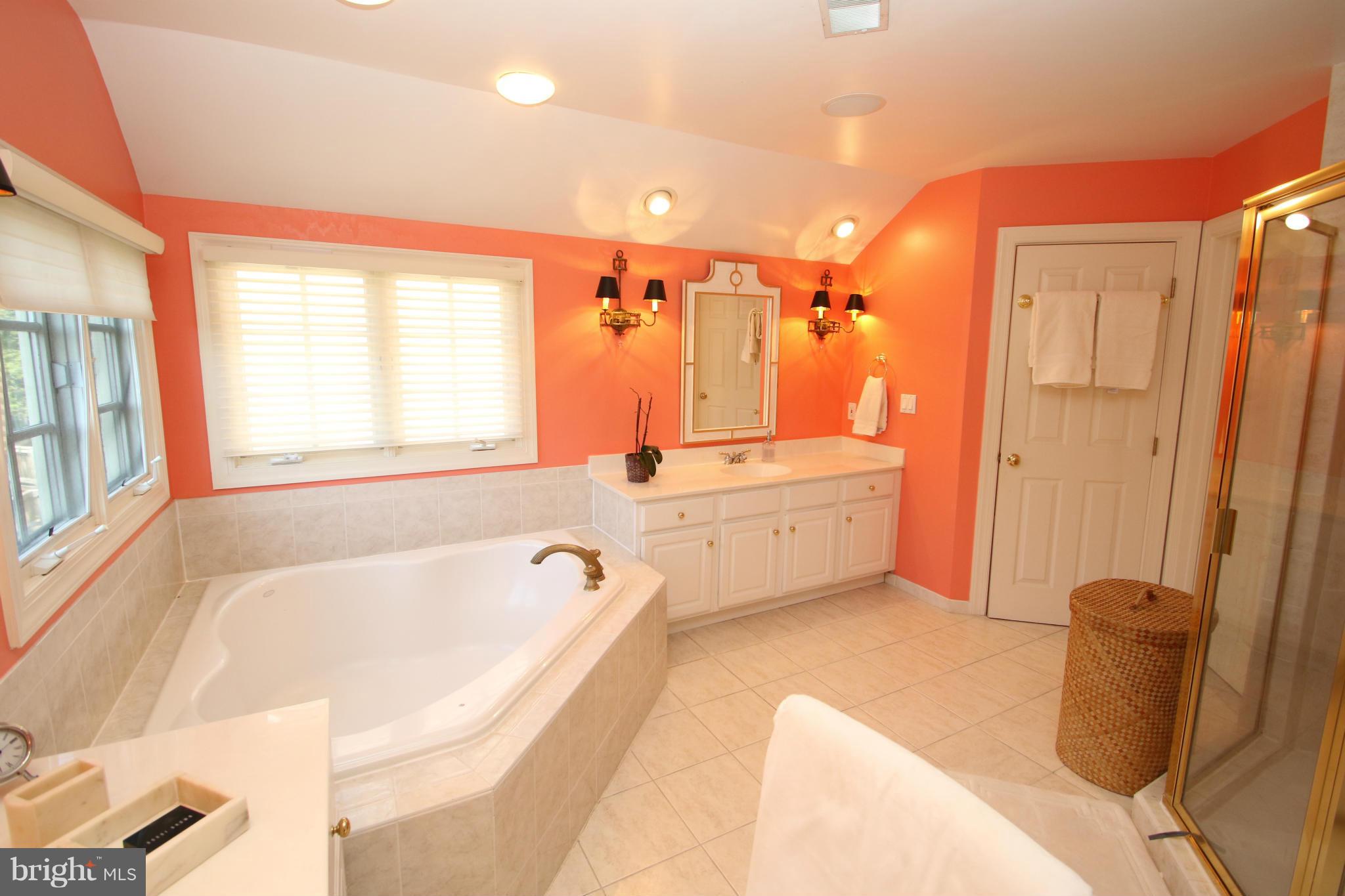 KINGS CLOISTER - Residential