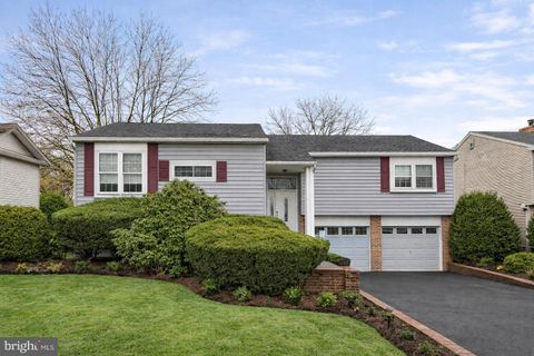 Photo of 104 Hartline Drive, READING, PA 19606 (MLS # PABK2070198)
