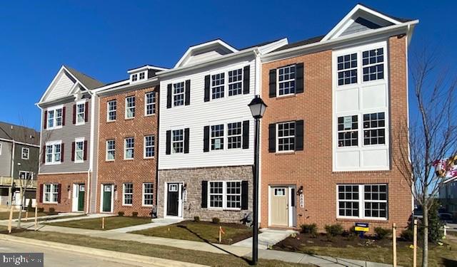 WOODYARD - Residential