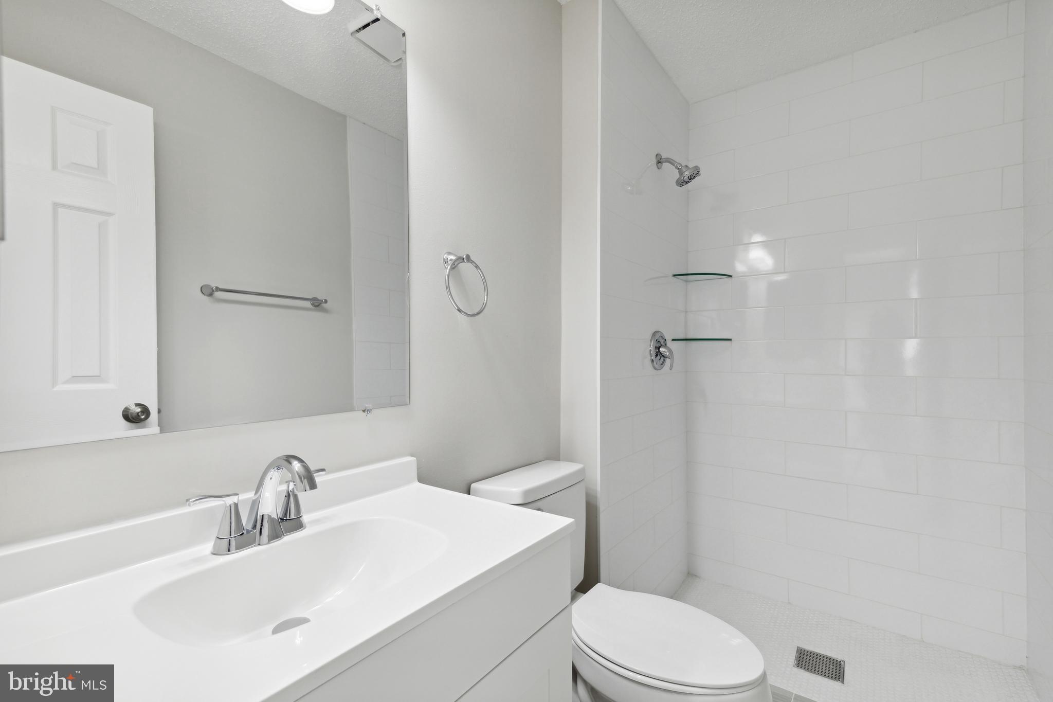 NOTTINGHAM VILLAGE - Residential