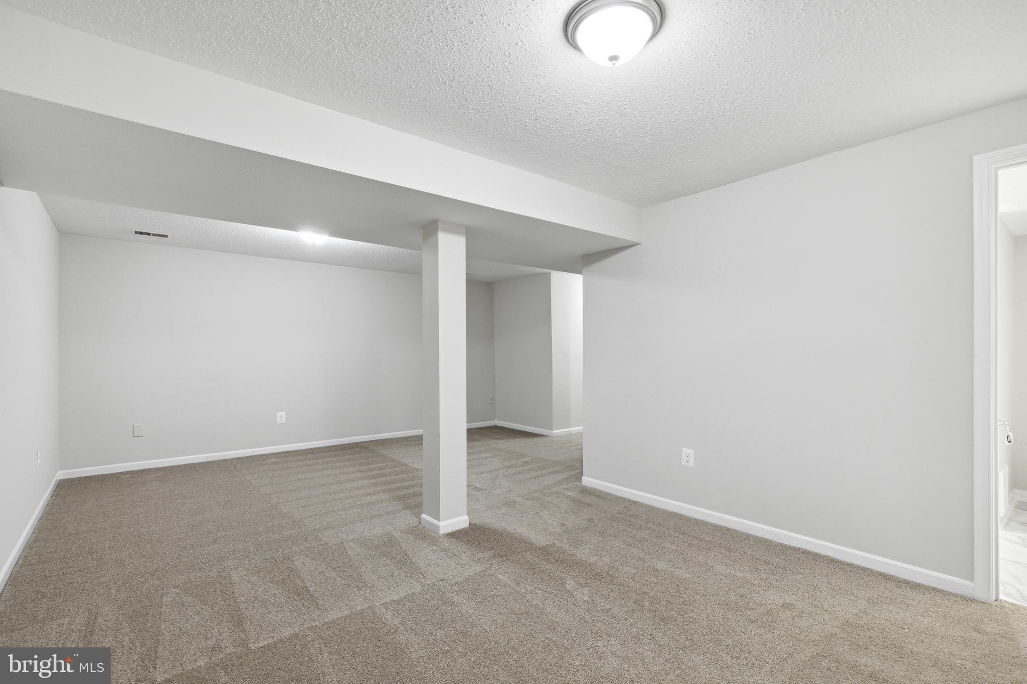 NOTTINGHAM VILLAGE - Residential