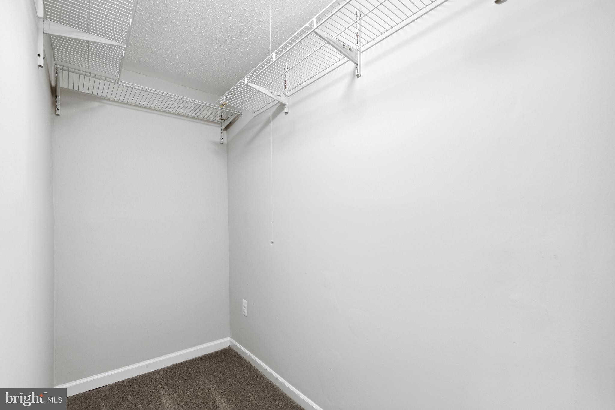 NOTTINGHAM VILLAGE - Residential