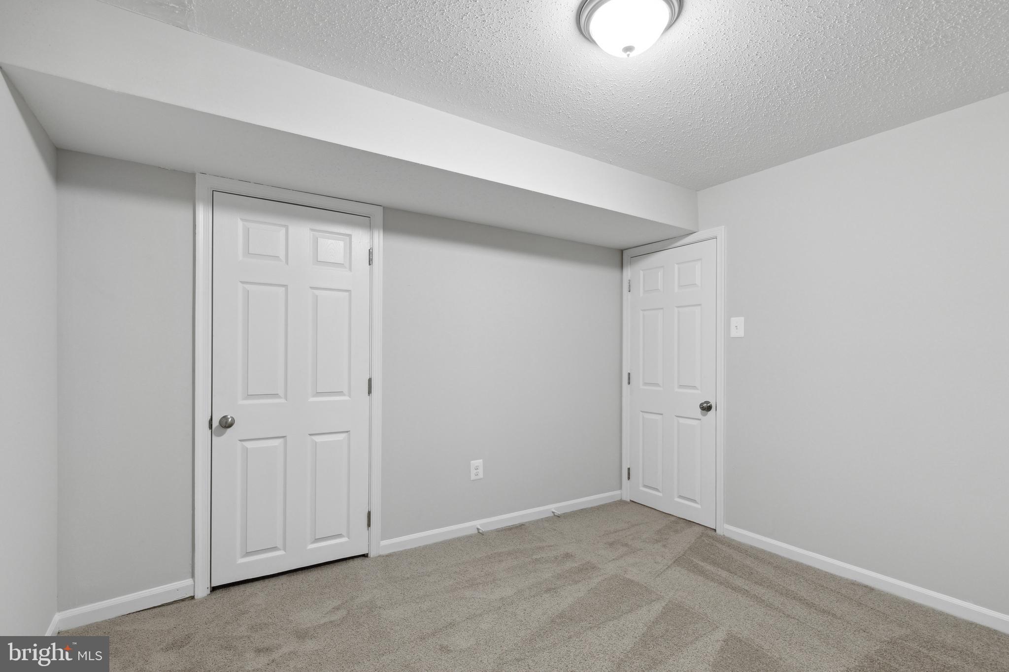 NOTTINGHAM VILLAGE - Residential