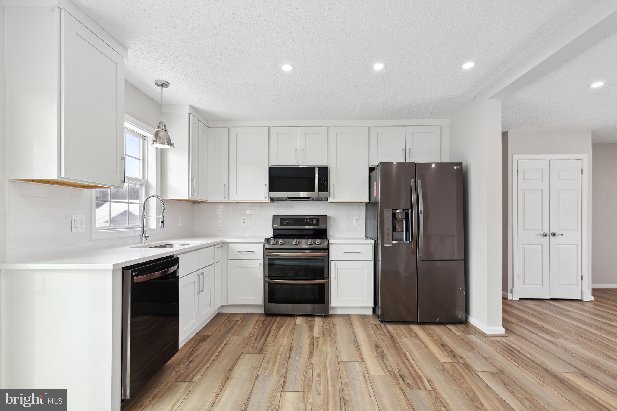 NOTTINGHAM VILLAGE - Residential