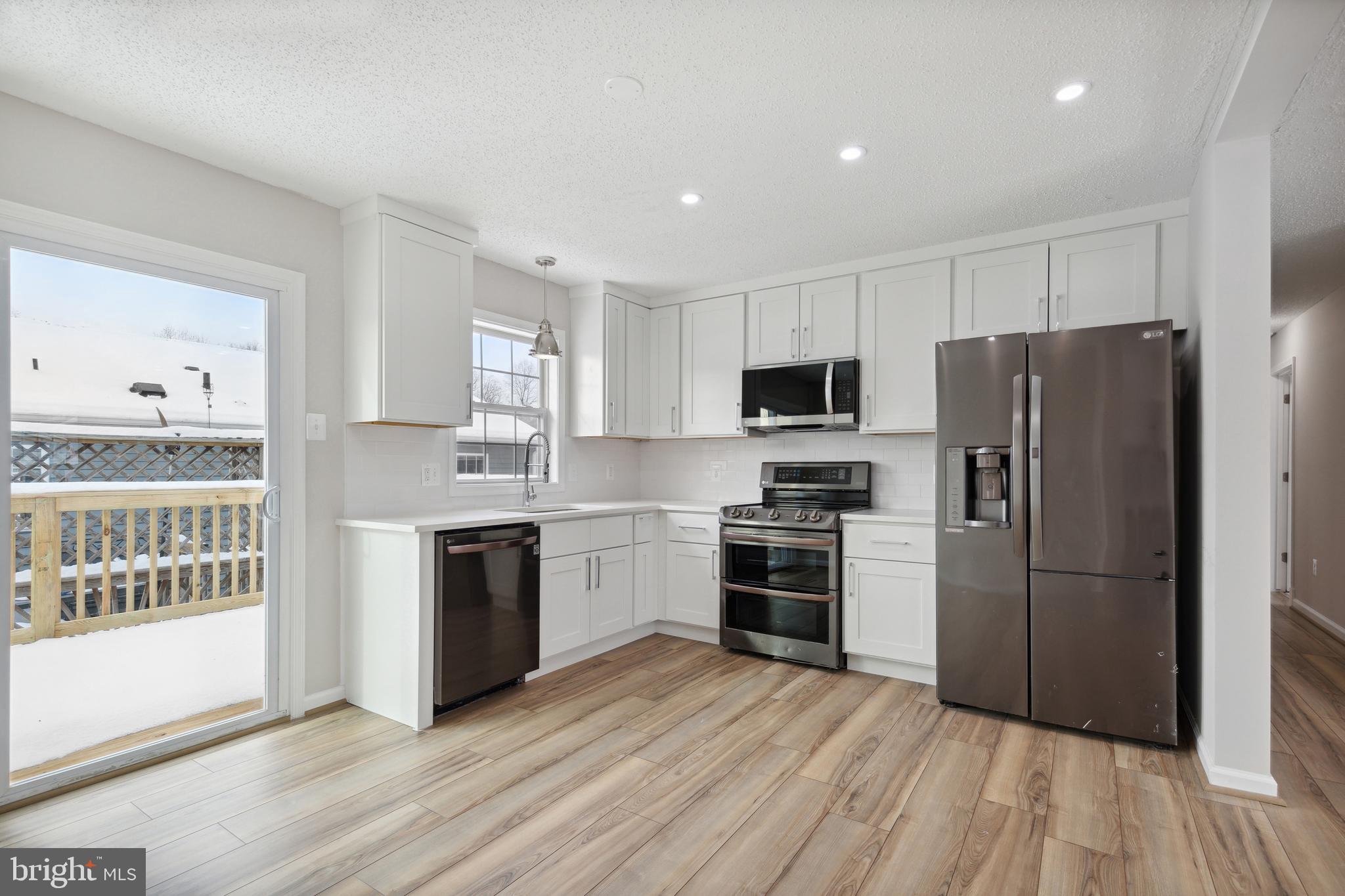 NOTTINGHAM VILLAGE - Residential