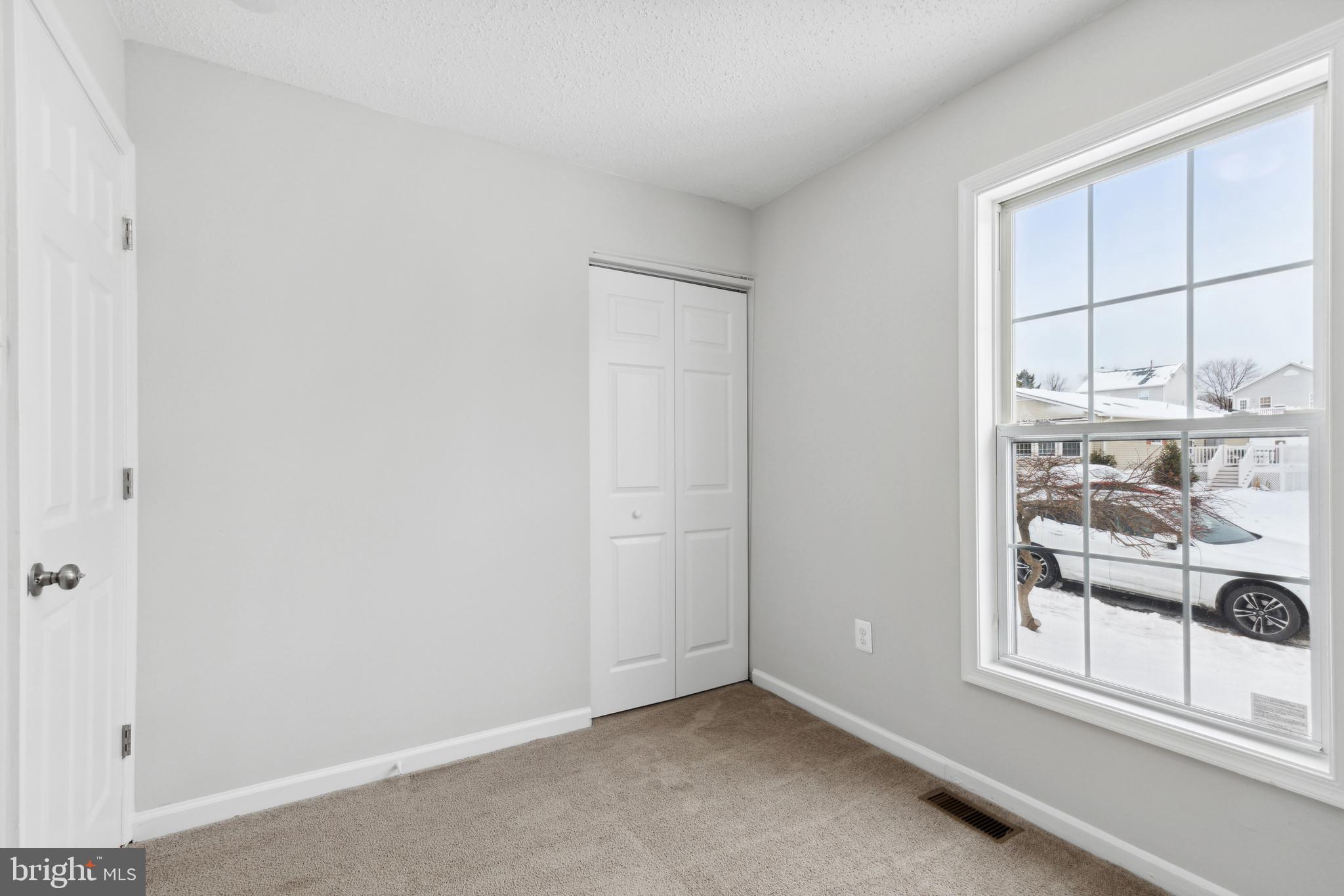 NOTTINGHAM VILLAGE - Residential