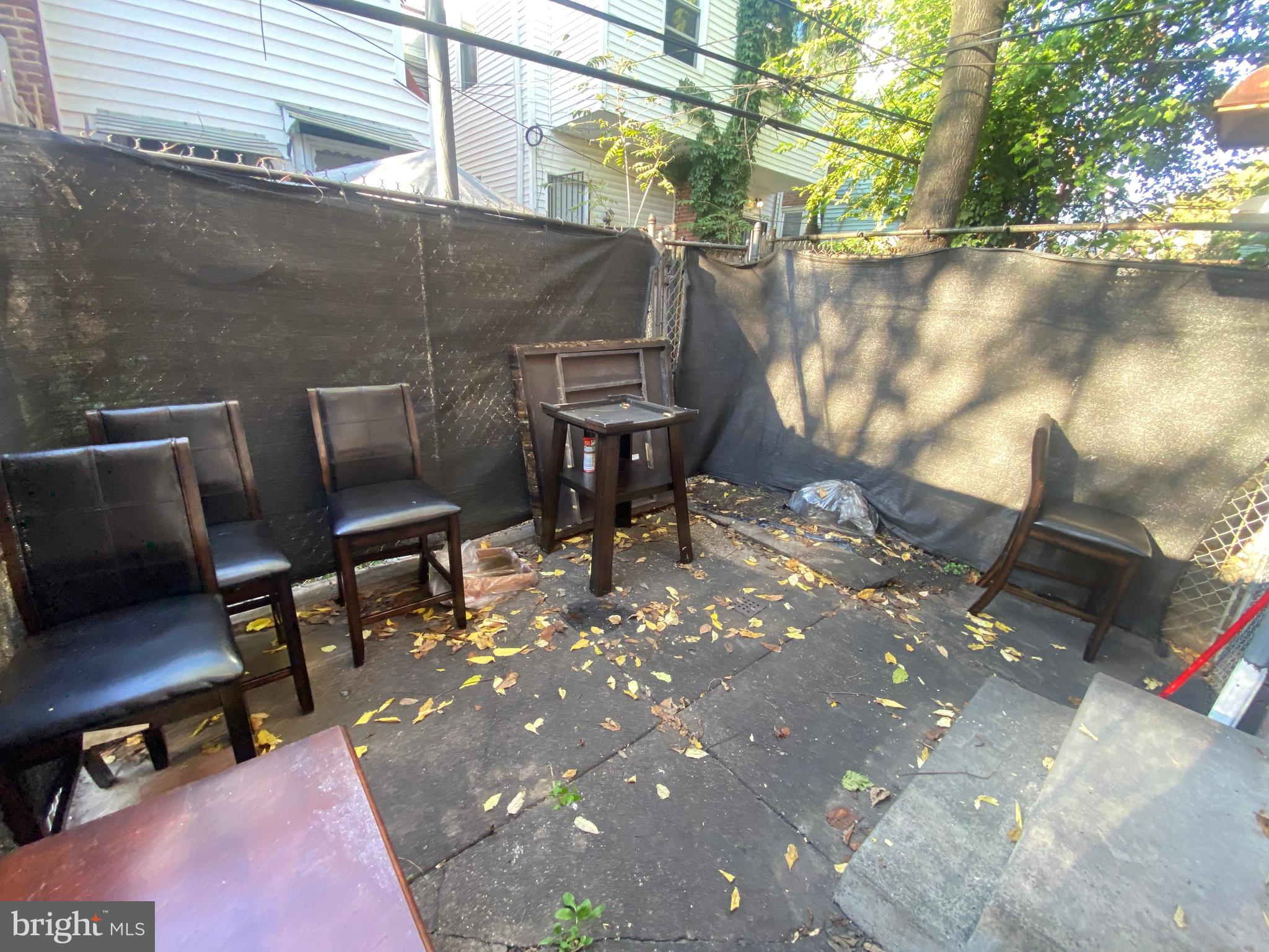 FRANKFORD - Residential