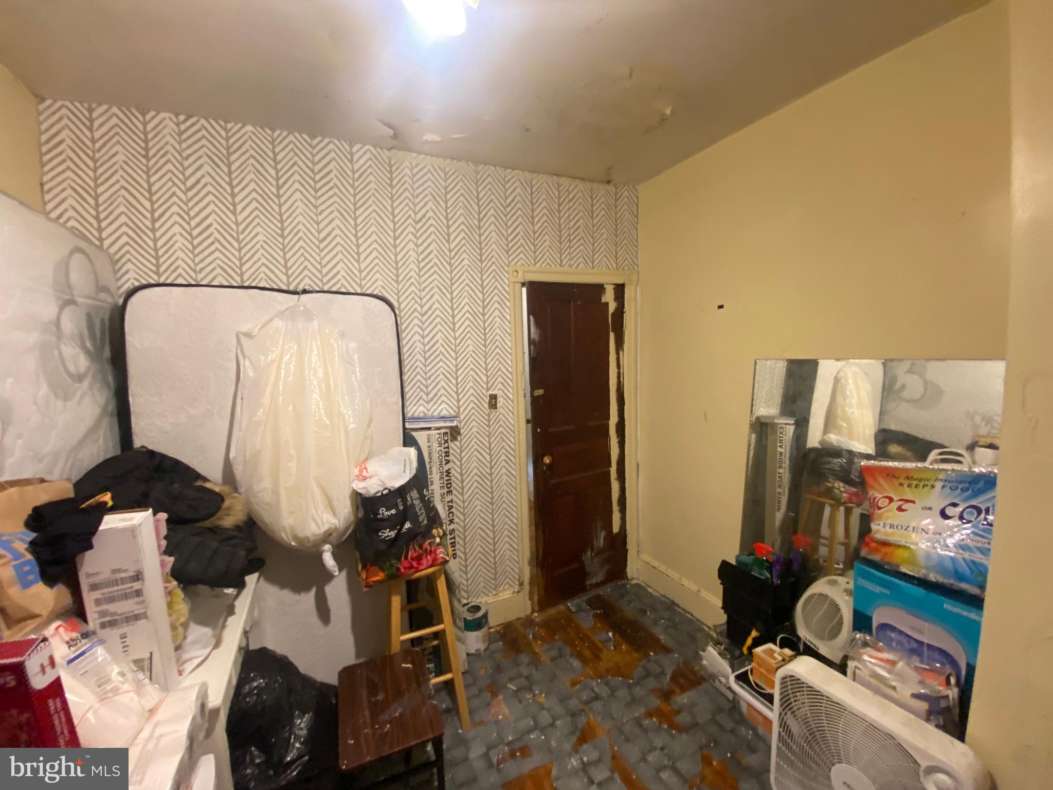 FRANKFORD - Residential