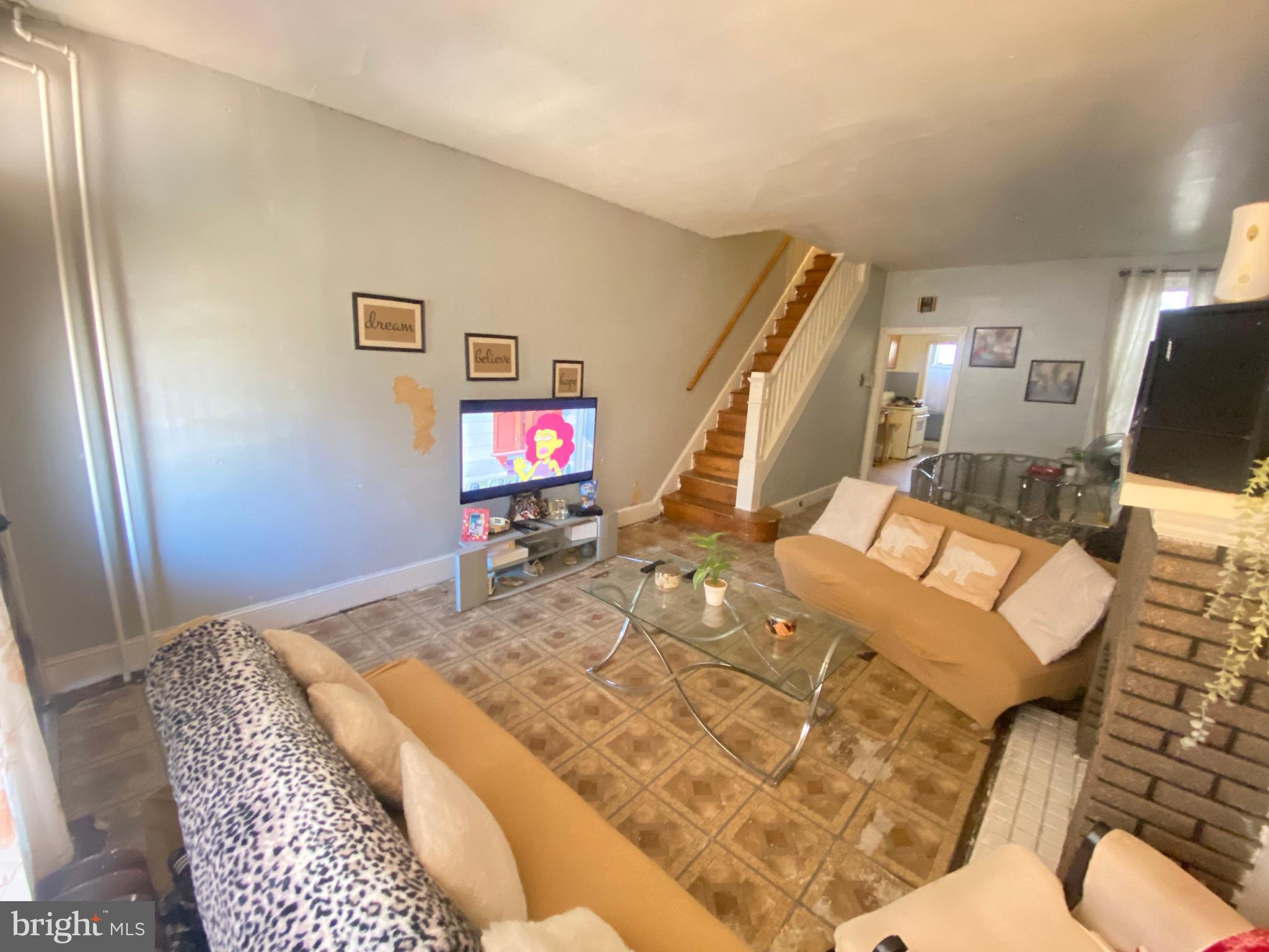 FRANKFORD - Residential