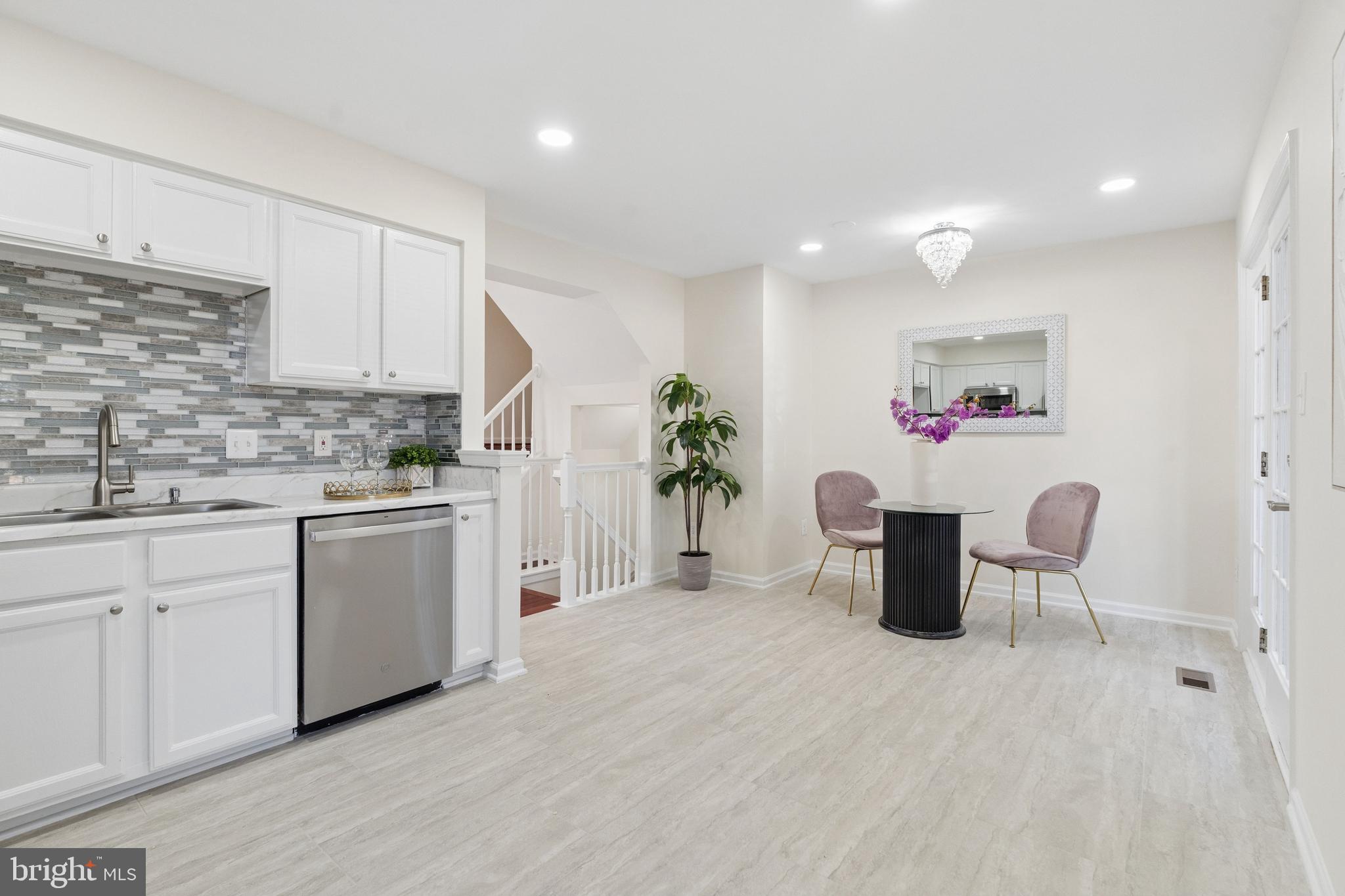 JAPONICA - Residential