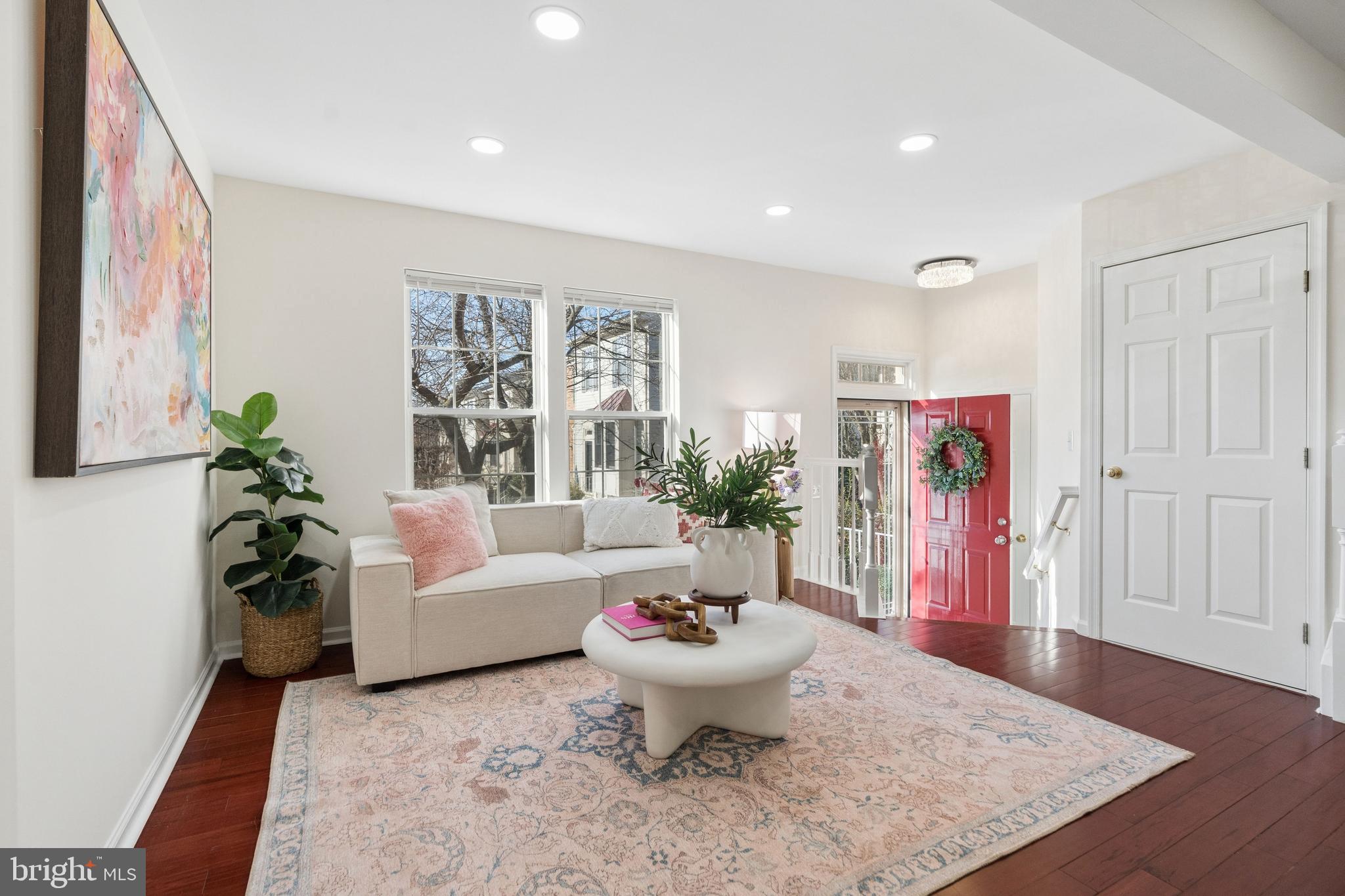 JAPONICA - Residential