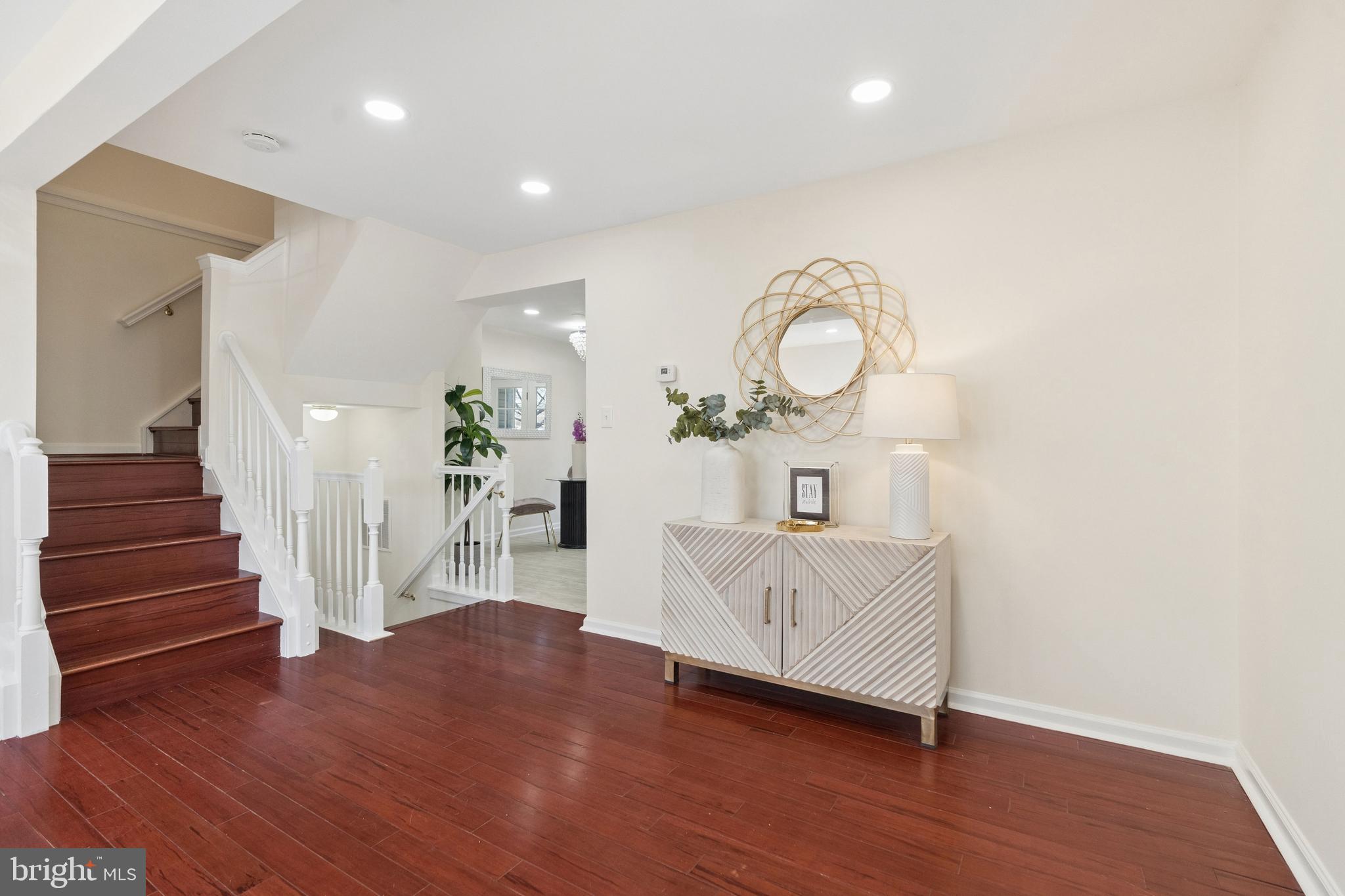 JAPONICA - Residential