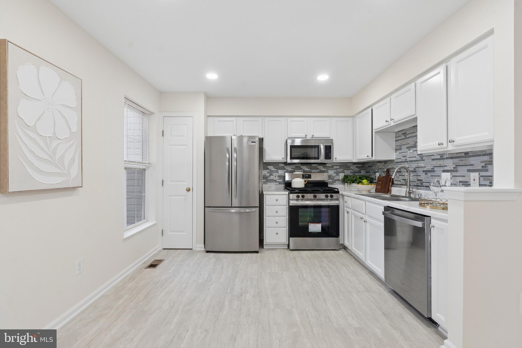 JAPONICA - Residential